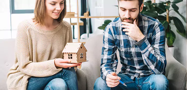 Why Homeowners Trust Newport News Home Buyers to Sell House With Liens in Newport News